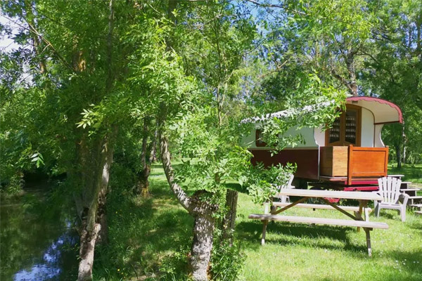 MARAIS POITEVIN RESTAURANT ROMANTIQUE
