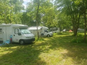 Emplacement Camping