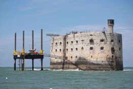 Fort Boyard entre iles d'Aix et d'Oléron