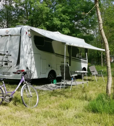 emplacement-camping-car-marais-poitevin-camping-le-lidon-venise-verte