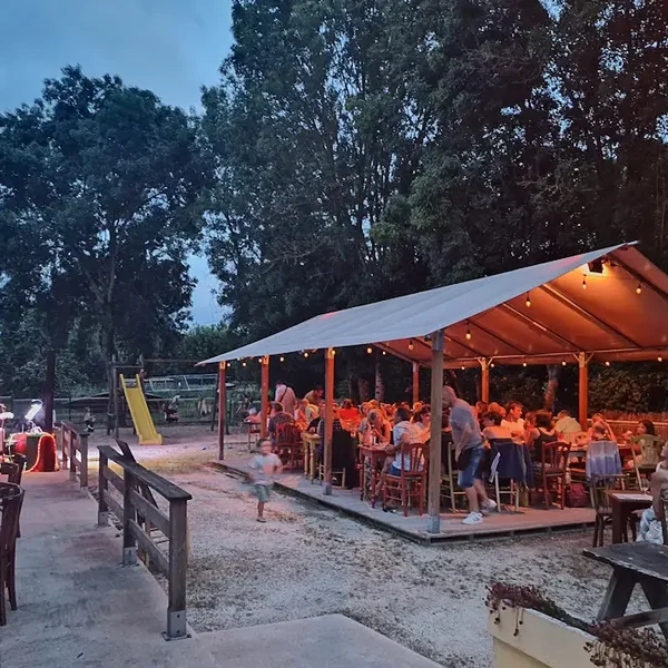 restaurant-camping-le-lidon-marais-poitevin-venise-verte